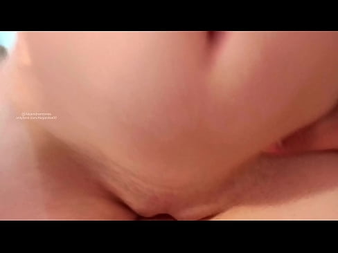 ❤️ Я спав у кімнаті моєї сестри, і так я прокинувся ❌ Якісний секс на uk.dewporn.ru ❤