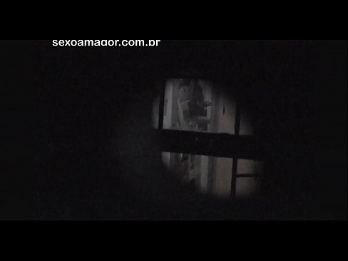❤️ Блонді таємно знімає на відео сусідський вуайерист, прихований за порожнистими цеглами ❌ Якісний секс на uk.dewporn.ru ❤